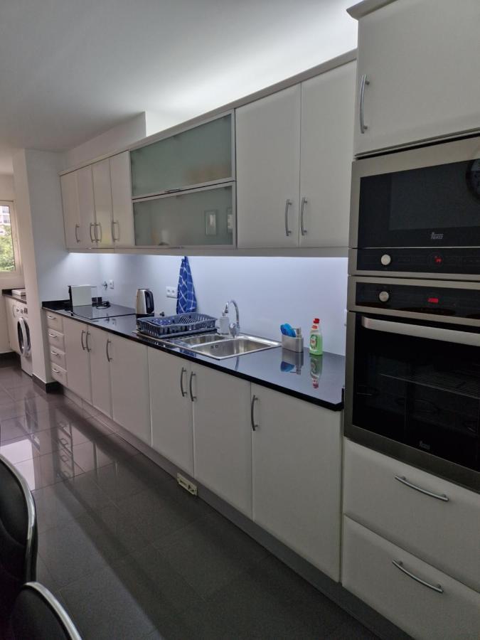 Cristinas 2 Bedroom Apartment Canico Экстерьер фото